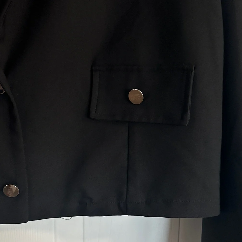 NWOT Modern Black Cropped Blazer w/ Button and Pocket Accents - Picture 6 of 8